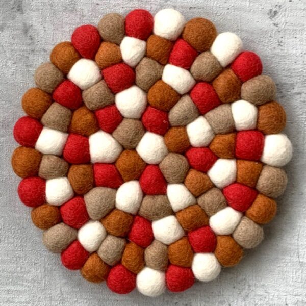 Onderzetter Vilt Bolletjes - Wit, Oranjebruin, Beige, Rood - 20cm - Fairmade - Afbeelding 2